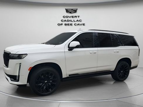 Used 2023 Cadillac Escalade Sport w/ LPO, ONYX Package image 4