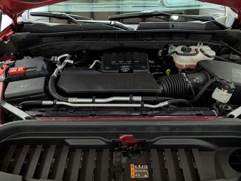 Used 2024 GMC Sierra 1500 Elevation image 29