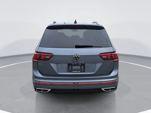 Certified 2024 Volkswagen Tiguan SEL R-Line image 4