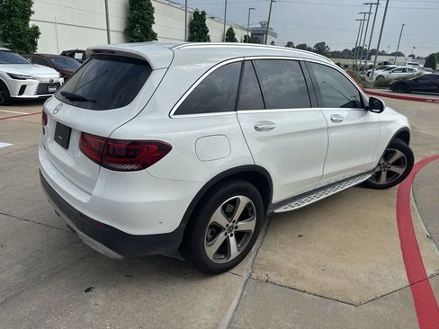 Used 2020 Mercedes-Benz GLC 300 image 3