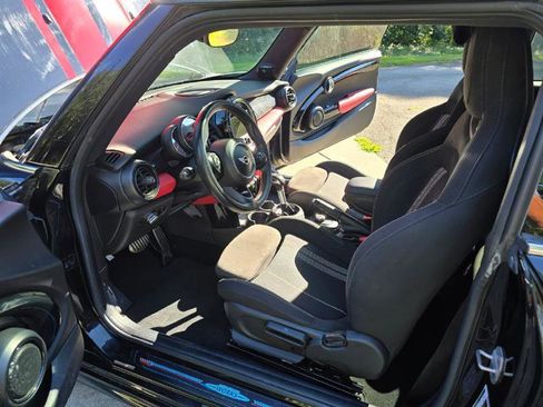 Used 2018 MINI Cooper John Cooper Works image 32