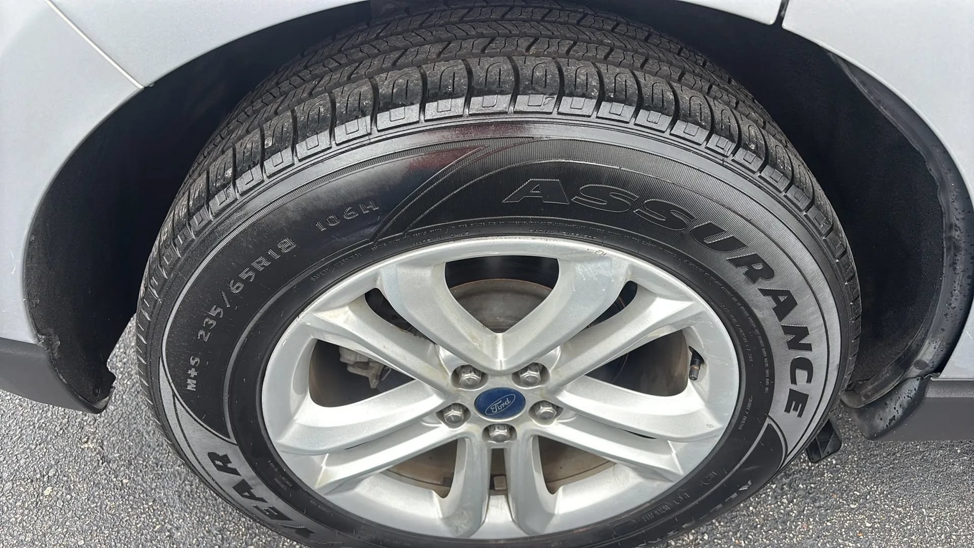 Used 2020 Ford Edge SEL FWD image 34
