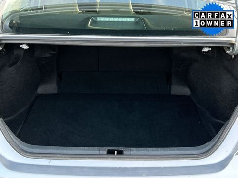 Used 2025 Toyota Camry SE image 25