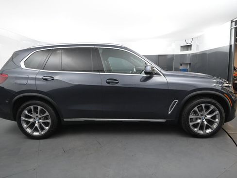 Used 2019 BMW X5 xDrive40i w/ Premium Package 2 image 6