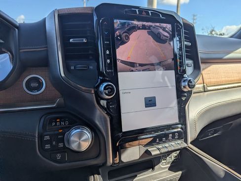 Used 2023 RAM 1500 Limited w/ Body Color Bumper Group image 29