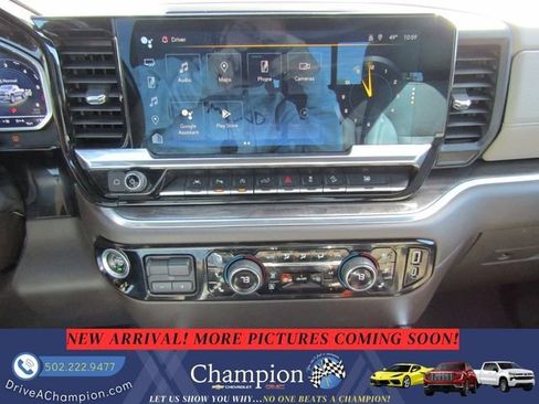 Used 2023 Chevrolet Silverado 1500 LTZ image 23