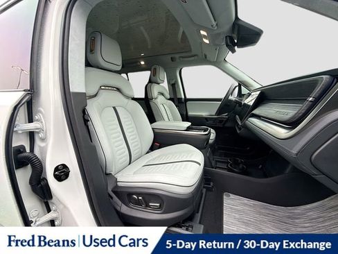 Used 2023 Rivian R1S Adventure image 31
