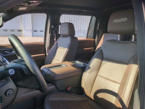 Certified 2024 Chevrolet Suburban High Country image 20