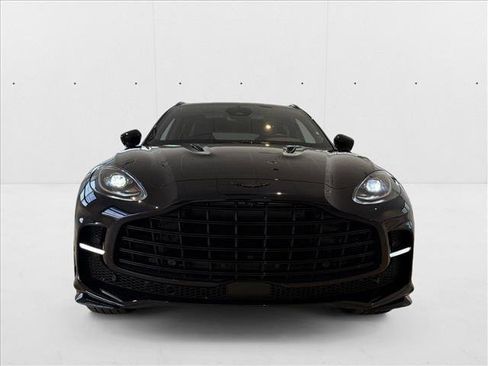 New 2025 Aston Martin DBX 707 image 9