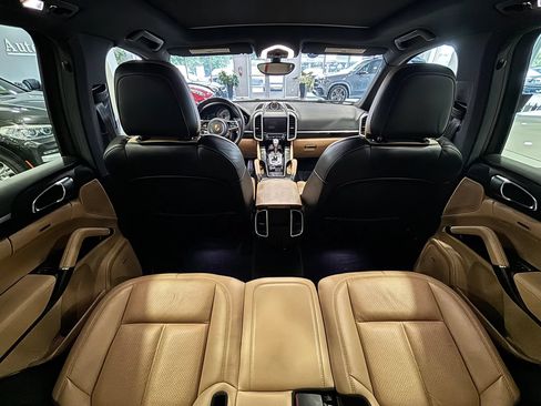 Used 2017 Porsche Cayenne S w/ Premium Package AWD/4WD image 49