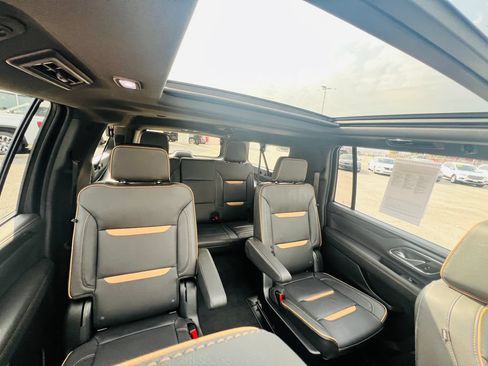 Used 2024 GMC Yukon XL AT4 w/ Technology Package AWD/4WD image 50
