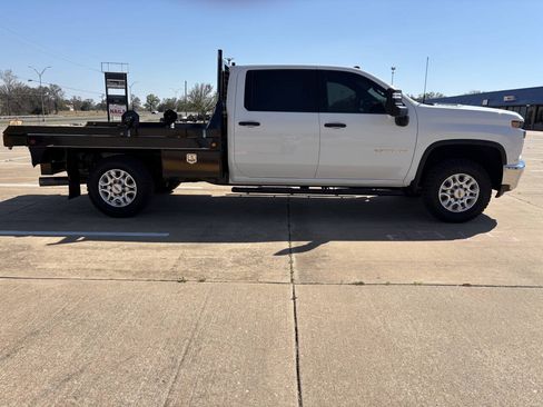 Used 2023 Chevrolet Silverado 2500 W/T w/ WT Convenience Package AWD/4WD image 1