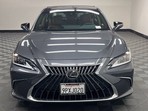 Certified 2025 Lexus ES 350 w/ Luxury Package FWD image 3