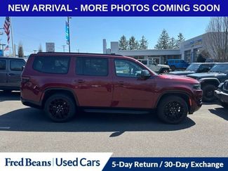 Used 2025 Jeep Wagoneer Series II w/ Premium Group I video 3