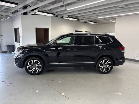 Used 2023 Volkswagen Atlas SEL AWD/4WD image 5
