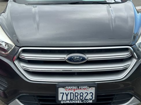 Used 2017 Ford Escape SE FWD image 12