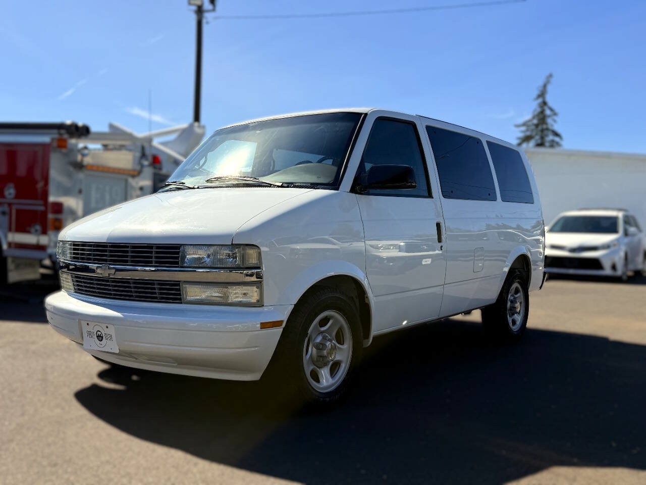 Used 2003 Chevrolet Astro LT AWD/4WD image 1