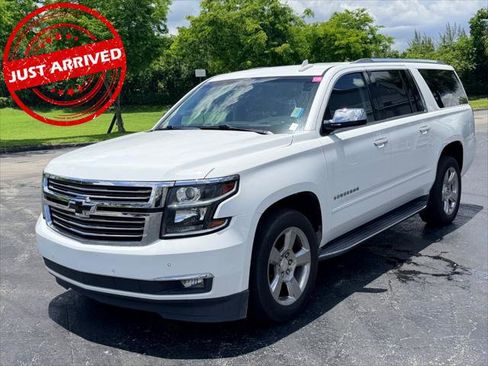 Used 2017 Chevrolet Suburban Premier RWD image 2