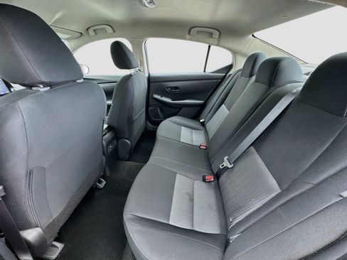 Used 2025 Nissan Sentra SV FWD image 15