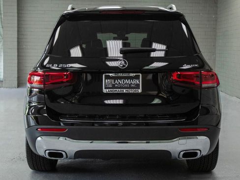 Used 2020 Mercedes-Benz GLB 250 4MATIC image 33
