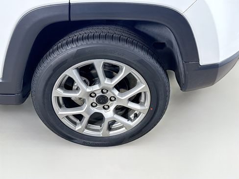 Used 2025 Jeep Compass Limited AWD/4WD image 35