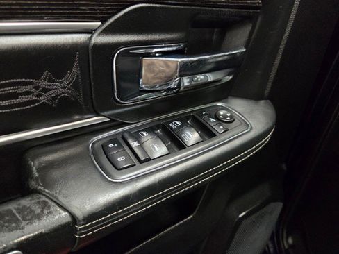 Used 2017 RAM 3500 Laramie Longhorn image 33