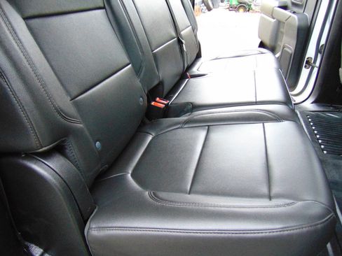 Used 2020 Chevrolet Silverado 2500 W/T w/ WT Convenience Package image 17