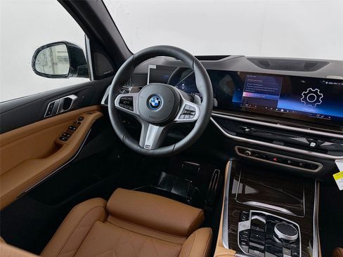 New 2026 BMW X5 xDrive50e w/ M Sport Package image 24