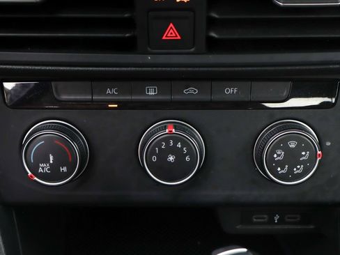 Used 2020 Volkswagen Jetta S w/ Driver Assistance Package FWD image 35