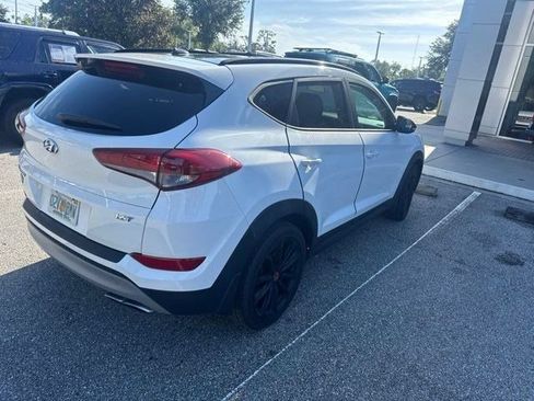 Used 2017 Hyundai Tucson Night FWD image 2