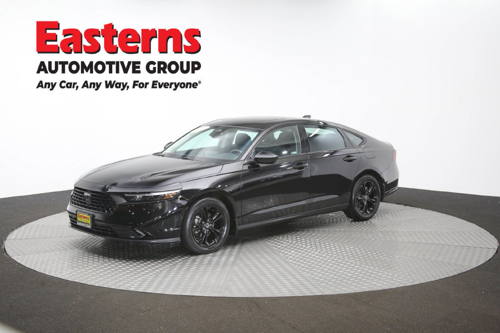 Used 2025 Honda Accord SE image 57