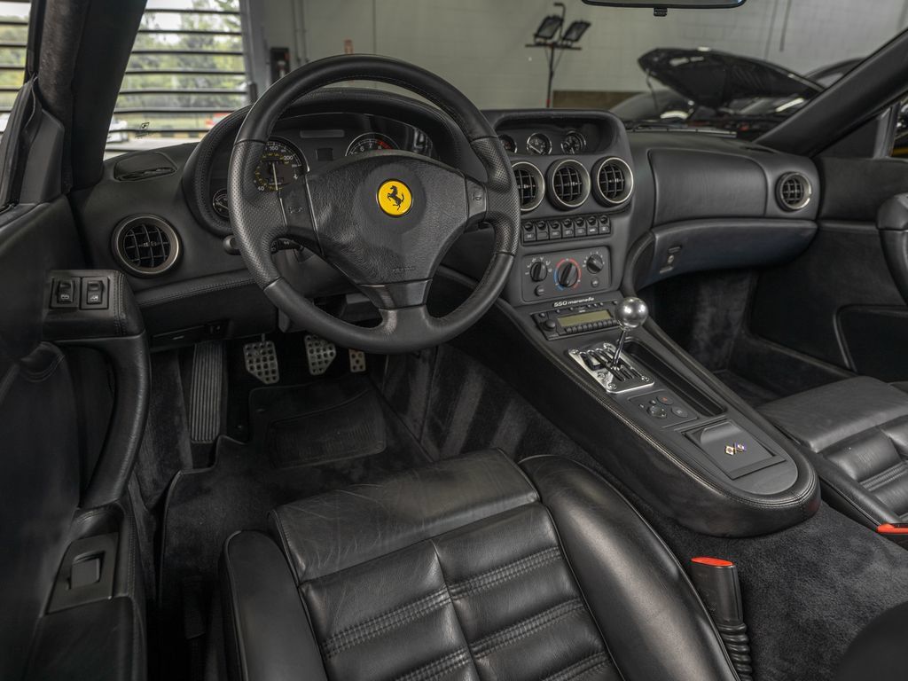 Used 2000 Ferrari 550 Maranello Coupe RWD image 23