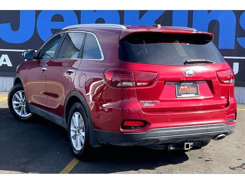 Used 2020 Kia Sorento LX w/ LX I4 Convenience Package AWD/4WD image 13