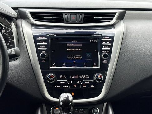 Used 2023 Nissan Murano SV AWD/4WD image 17