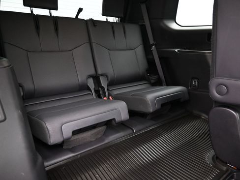 Used 2025 Lexus GX 550 w/ Accessory Package (2T) AWD/4WD image 40