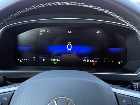 Certified 2023 Volkswagen Tiguan SE image 20