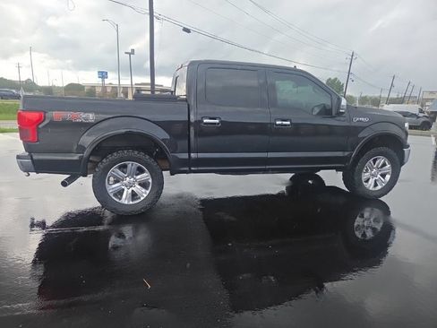 Used 2020 Ford F150 Lariat w/ Equipment Group 502A Luxury AWD/4WD image 16