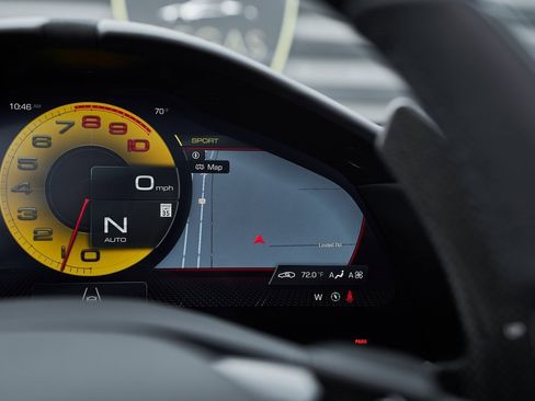 Used 2024 Ferrari Roma Spider image 57