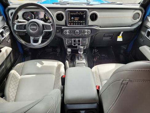 Used 2022 Jeep Wrangler Unlimited Sahara AWD/4WD image 13