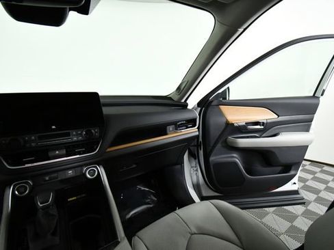 New 2026 Toyota Grand Highlander Limited image 20