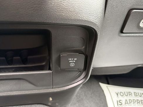 Used 2026 RAM 2500 Laramie AWD/4WD image 24