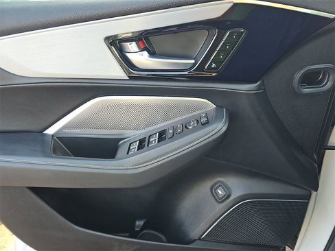 Used 2025 Acura MDX Technology Package image 16
