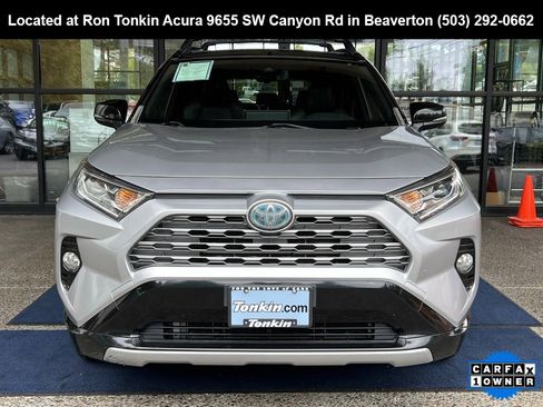 Used 2019 Toyota RAV4 XSE image 3