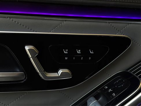 Used 2023 Mercedes-Benz S 580 S 580 image 30