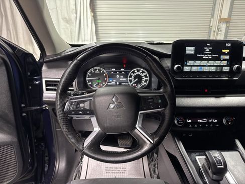 Used 2022 Mitsubishi Outlander SE FWD image 20