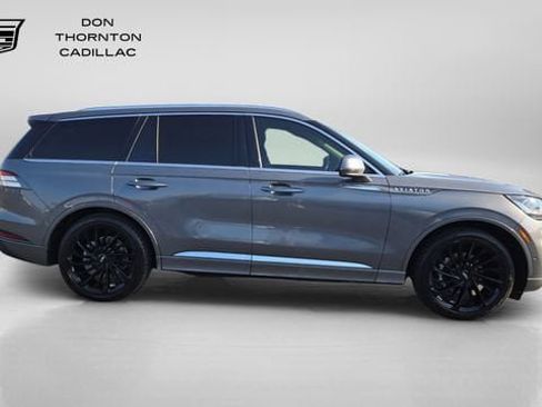 Used 2021 Lincoln Aviator Reserve w/ Equipment Group 208A RWD image 6