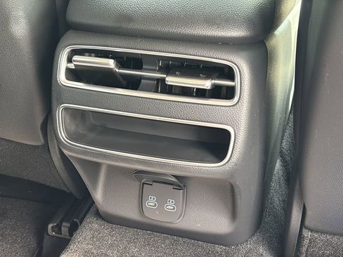 Certified 2026 Genesis GV70 2.5T AWD/4WD image 38
