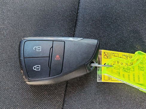 Used 2024 Chevrolet Colorado W/T image 21