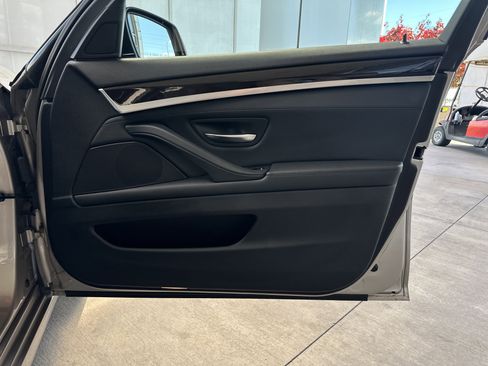 Used 2014 BMW 528i xDrive Sedan AWD/4WD image 12