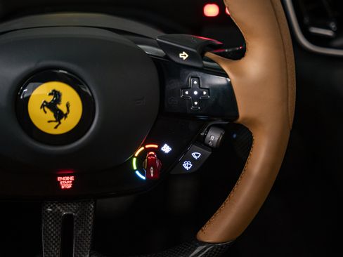 Used 2025 Ferrari Roma Spider RWD image 39